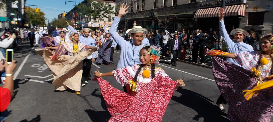 Entusiasmados y muy alegres reaccionaron los organizadores de la comitiva panameña al alzarse con el primer lugar. 