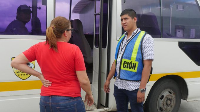 Los 26 extranjeros detenidos por laborar sin permiso y mantener estadía vencida.