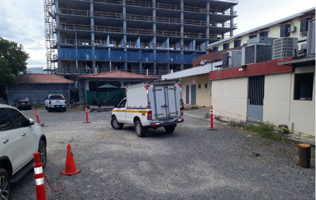 El cuerpo fue encontrado en una habitación del hotel Mirage en David. Foto: José Vásquez.