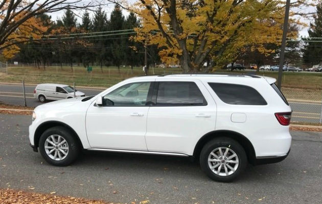 Comprarán auto de 60 mil dólares para funcionario porque el anterior tiene mucho kilometraje. Foto: es.dodge.com.