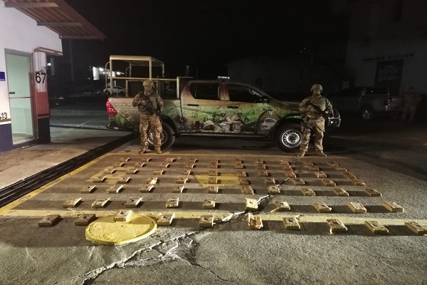 Decomiso de droga en isla Pan de Azúcar.