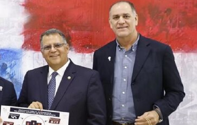 Eduardo Cerda (dcha.) junto a Camilo Amado.