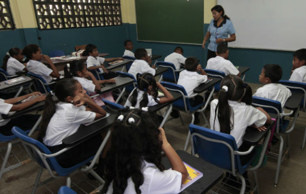 Las personas necesitan principalmente dos elementos: salud y educación.