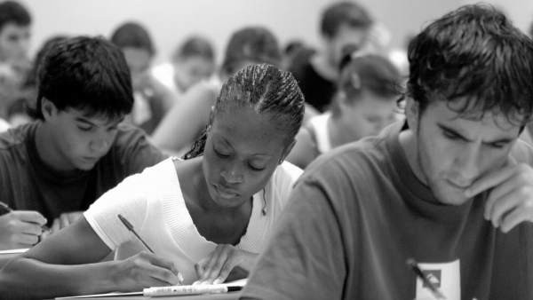 El recorte representa un impacto negativo si se tiene en cuenta el papel que la educación superior significa en términos de la formación del capital humano  Foto: EFE.