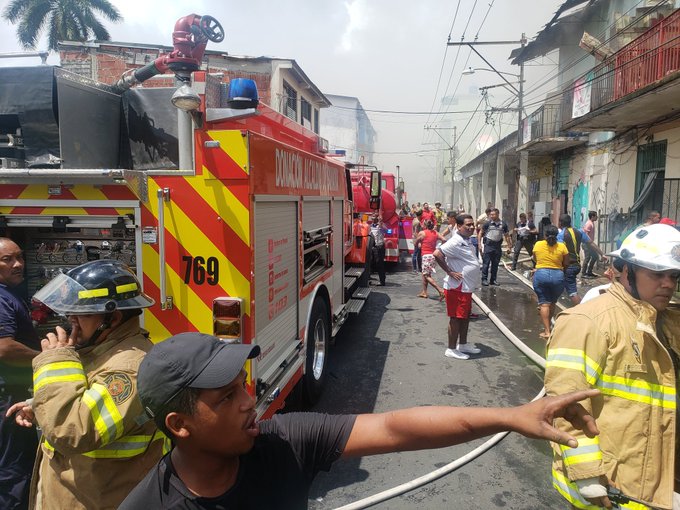 El bombero falleció luego que le cayeran varios escombros en un incendio en El Chorrillo. Foto: Bomberos de Panamá.