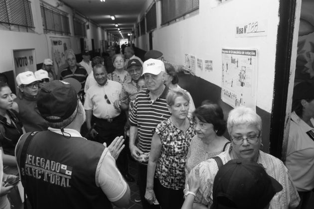 Cada candidato de cada partido es un incondicional de su donante, las autoridades allanan las vías para que así suceda, convocando a una
