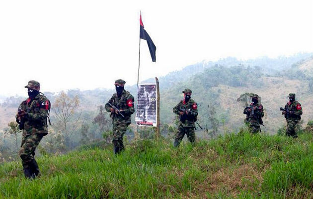 Columna de guerrilleros del ELN en las montañas de Colombia. Foto: Archivo/Ilustrativa.