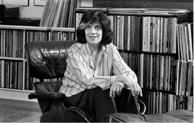 Vida y obra de Susan Sontag coincidieron con algunos sucesos importantes del siglo 20. La escritora en 1989. Foto/ Eddie Hausner/The New York Times.