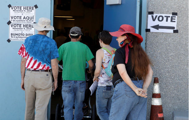  Personas hacen fila para votar en Las Vegas, Nevada (EE.UU.). Foto: EFE.