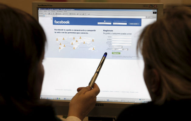 Facebook anima a los políticos de EE.UU.