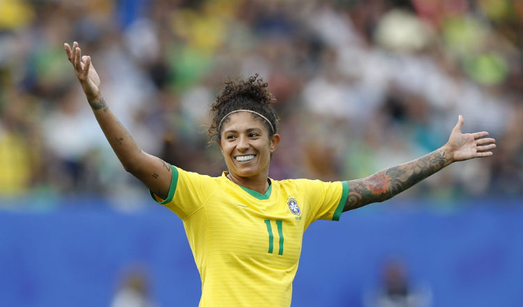  Cristiane de Brasil celebra su gol. Foto:AP