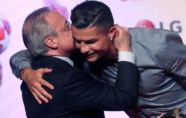 Cristiano y Florentino compartieron un momento de complicidad.