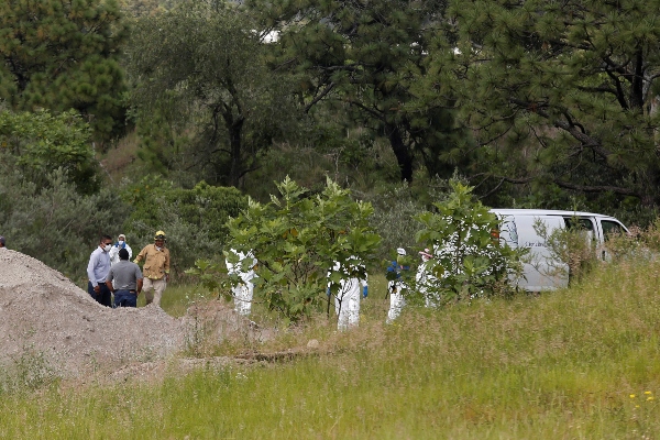 Datos de las dependencias estatales, en lo que va del año se han encontrado 15 fosas clandestinas en diferentes tipos de fincas con al menos 107 cadáveres. FOTO/EFE