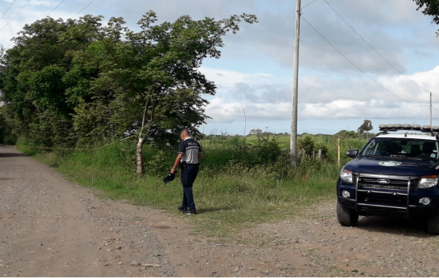 El cuerpo fue ubicado por trabajadores de diferentes finca del lugar quienes se dirigían a sus labores, posteriormente dieron aviso a la Policía Nacional quienes llegan al lugar y confirman el cuerpo.