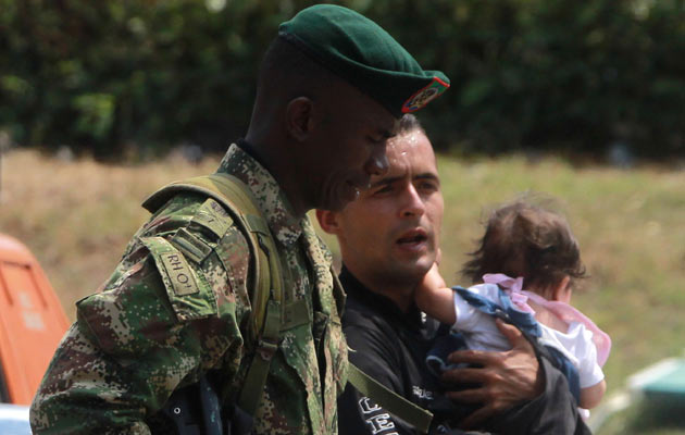 Las autoridades colombianas siguen de cerca el ingreso de militares venezolanos a su país. FOTO/EFE