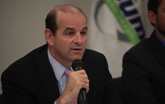 Joseph Fidanque III benefició a una sola agencia de viajes, según se desprende de una investigación. / Archivo