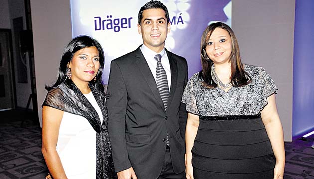 Liliana Navarro, Rubén García y Gianina Paredes.