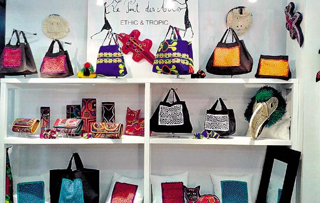 El rincón del Panamá profundo en la meca del arte, la cultura y la moda. Las molas se han ganado un espacio en el mercado.