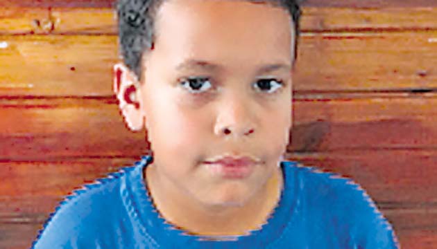 Francisco Indriago - Estudiante de la academia. Practico este deporte, porque quiero ganar y sobresalir en este, para así dejar el nombre de mi país bien alto en el extranjero.
