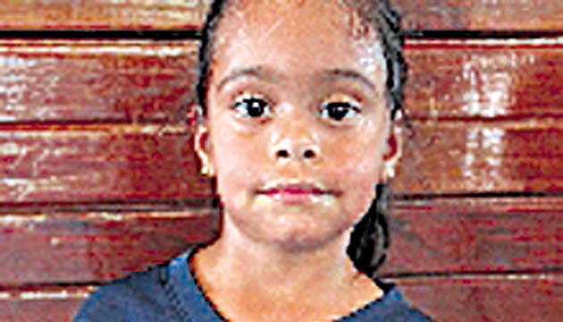 Fabiana Indriago - Estudiante de la academia. Mi mamá me motivó a practicar el taekwondo, ya que es muy importante para mi salud, pues hago mucha física.