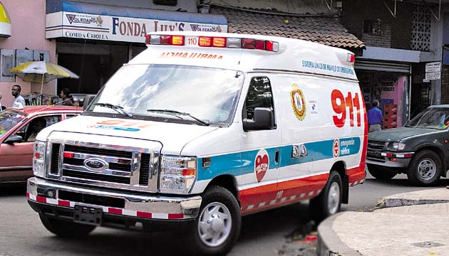 Llamadas importantes. El Sistema Único de Manejo de Emergencias (Sume 911) informó que a nivel nacional cuentan con 30 ambulancias. Los ciudadanos podrán reportar gratis las emergencias marcando el número 911 desde celulares o teléfonos fijos.