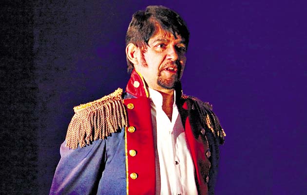 Actor de vasta trayectoria artística. Se ha presentado en más de 119 obras de teatro en 9 países, dirigido por 14 directores. También trabajó en 4 proyectos para TV. Ha compartido escenario con los mejores actores de Panamá. Sus más recientes actuaciones incluyen El extraño caso de Jekyll & Hyde y Casi normales. También ha actuado en obras del padre Cosca sobre Jesús.