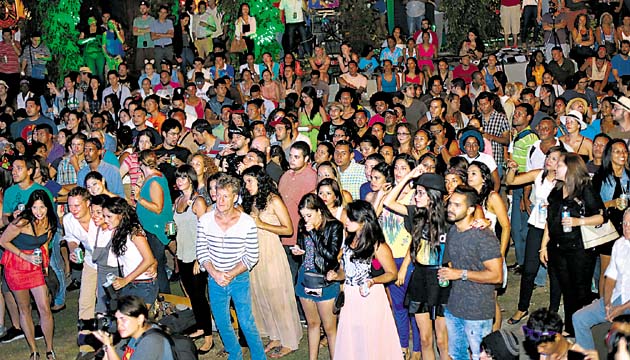 Público de todas las edades, en cierre multitudinario.(Shino HS.)