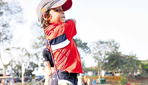 4. Diego Rodríguez Roy, de tres años, fue el participante más pequeño.