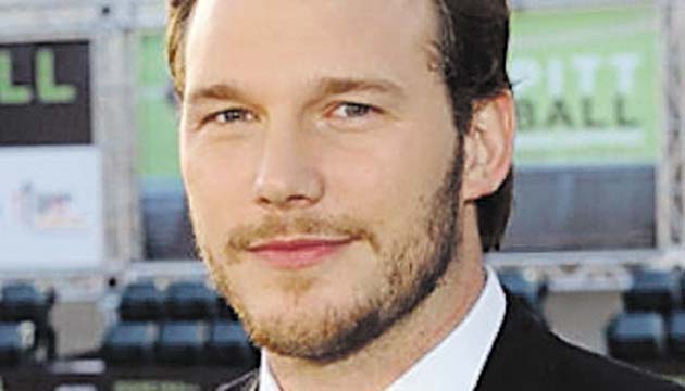 Chris Pratt - Paul. Este famoso actor de origen estadounidense es muy conocido por su papel como Harold Brighton o “Bright” Abbott, en la serie de televisión Everwood, el personaje periódico de Winchester “Ché” Cook en la cuarta temporada de The O. C., y como Andy Dwyer en la serie de televisión Parks and Recreation.