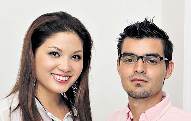 8. Angela León y Angmar Nava.
