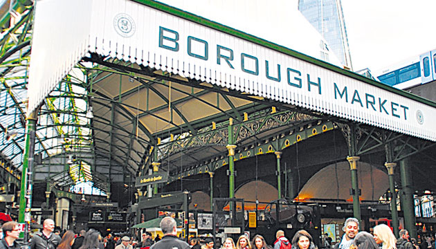 Borough, mercado de productos frescos, como frutas y pescado.