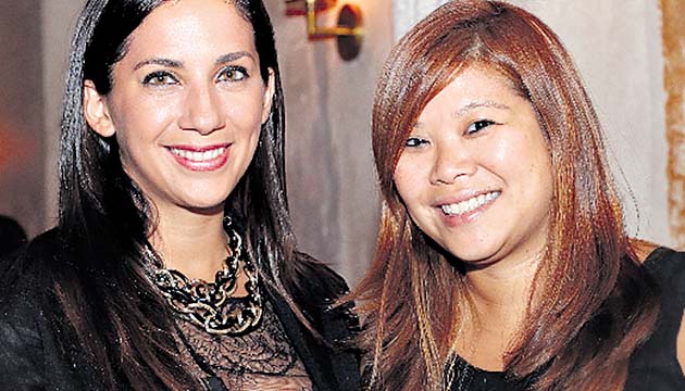 7. Victoria Imendia y Ligia Yap.