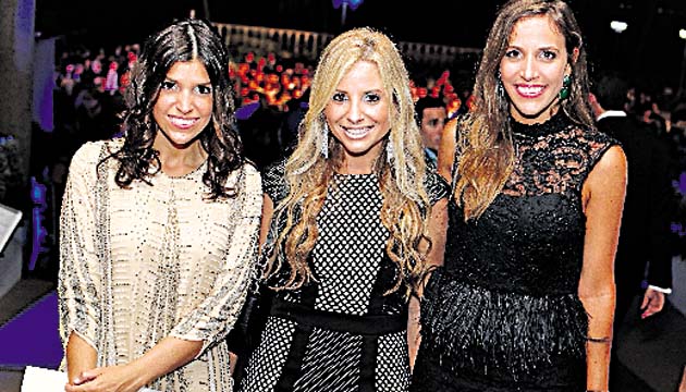 2. Ximena Vallarino, Anabella Quijano y Ana María Vallarino.