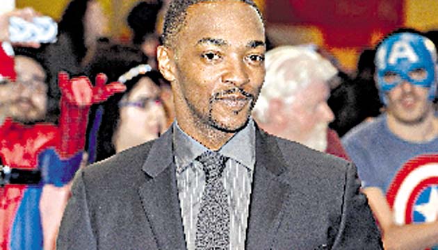 Anthony Mackie. Falcon Este exmilitar paracaidista, que es interpretado por Anthony Mackie, marcó también la voluntad de los directores de personalizar más los famosos personajes del mundo Marvel. "Los realizadores hicieron un gran trabajo dotando a Sam Wilson de su propia identidad. No hay nada cruel ni vulgar en él", comentó el astro.