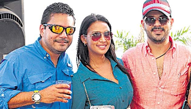 8. Giacomo Briceño, Tamara Fernández y José Broce.