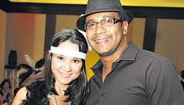 6. Emy Lomedico y Ashley Sam.