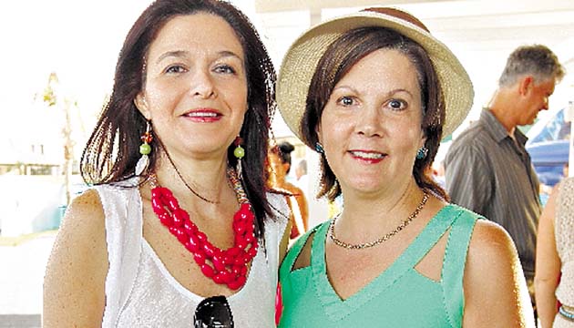 2. Tatiana de Corcione y Cecilia Pérez Valladares.