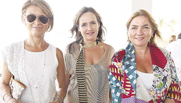 9. Lyliana Funes, Silvana Sipriani y Liz Alanis.