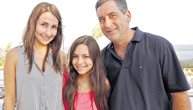 11. Ida Gutiérrez, Andrea García de Paredes y José Luis García de Paredes.