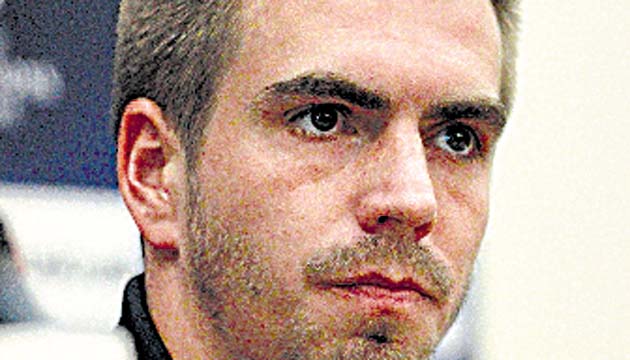 Philipp Lahm, Defensa del Bayern Múnich. “Se enfrentan dos grandes equipos a nivel internacional y la victoria puede estar en el que más corazón tenga, también en el estado de forma de los jugadores. Estos partidos se deciden con el corazón y la pasión... No es suficiente conformarse con un empate, somos un equipo fuerte... Estamos aquí para ganar”.