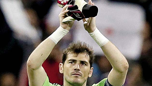 Iker Casillas, portero del Real Madrid, estuvo acertado en el marco.(EFE)