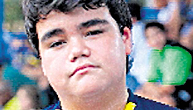 Opinión. Como estudiante, deseo dejar el nombre de mi colegio bien representado, pero como jugador, quiero demostrar mi talento. Héctor Marín, Jugador de la sub-14