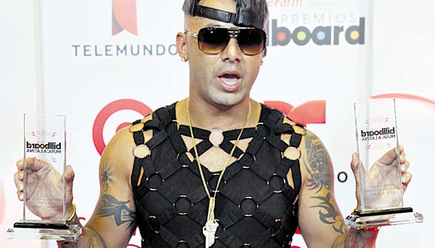 Wisin logró dos galardones junto a Yandel, uno de esos el Latin Rhythm del año.