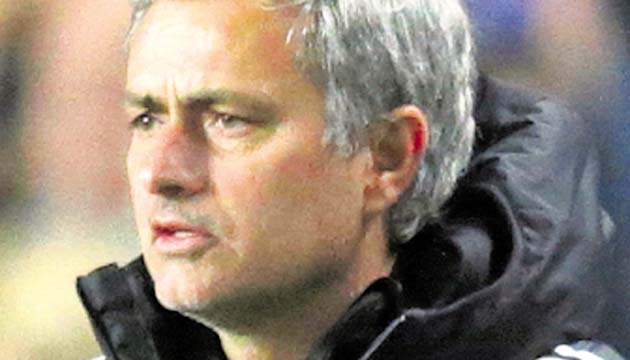 José Mourinho, Técnico del Chelsea. “Hasta el minuto 61 creíamos que podríamos conseguirlo. Estuvimos a punto de marcar el 2-1, pero al final fue un 1-2 para el Atlético. Mi equipo lo intentó con honor, con orgullo y con profesionalismo.