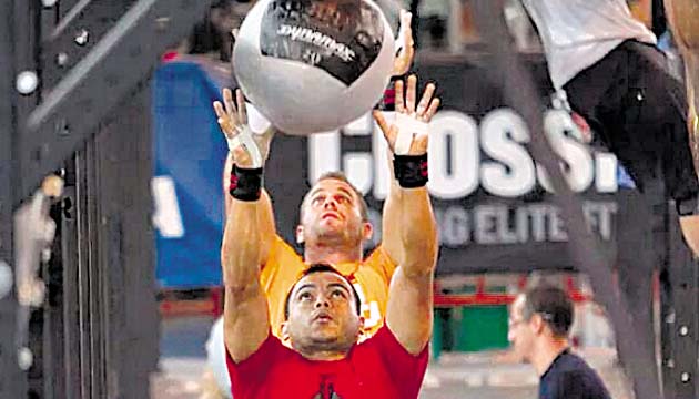 Labor. Los ejercicios cardiorrespiratorios también forman parte del compendio de especialidades deportivas del CrossFit, una disciplina que día a día adquiere más seguidores en su práctica.