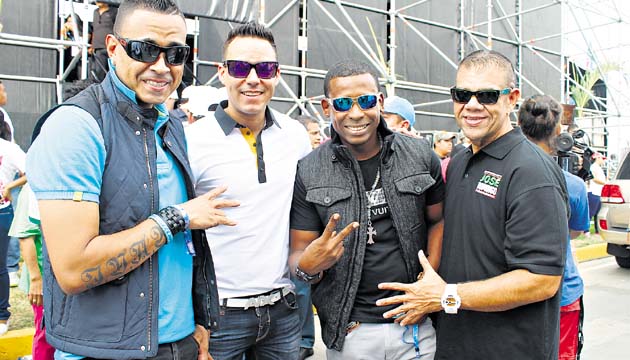 Comando Tiburon fue aplaudido por los espectadores.