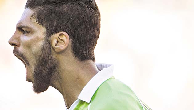 Ángel Lafita, del Getafe, celebra su segundo tanto de ayer.(EFE)
