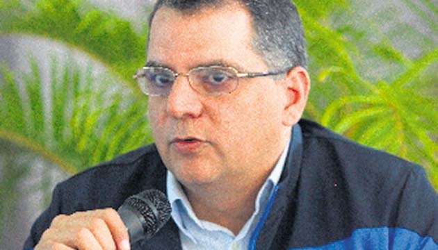 Camilo Amado. Felicidades a Juan Carlos Varela, sabemos que será un presidente de todos y que aumentará su apoyo al deporte nacional.