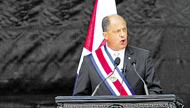 Juran los ministros y se firma primer decreto