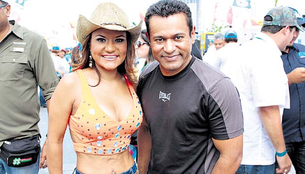 “El artista se debe a las audiencias políticas e independientes”.